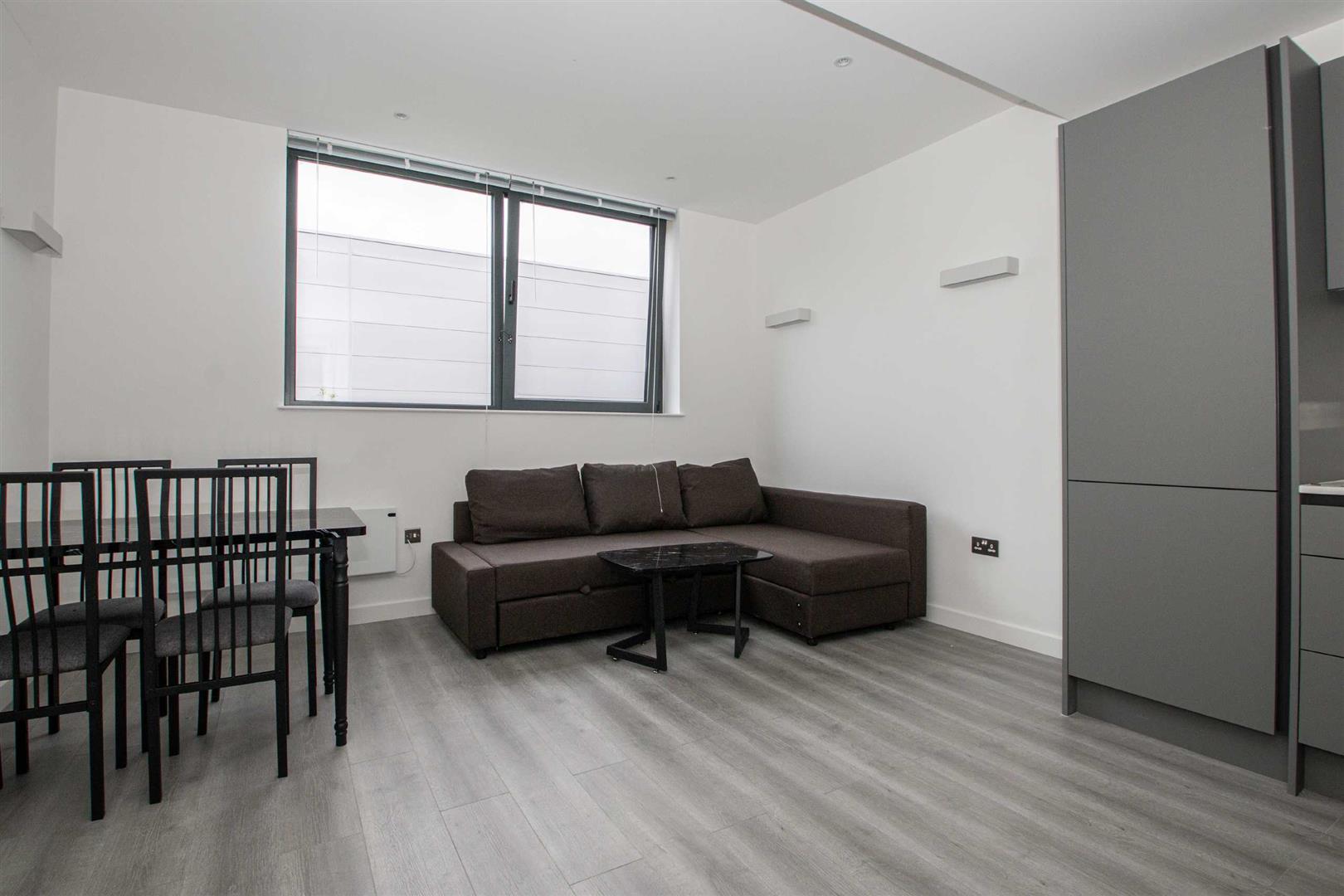 2 Foxhunter Drive, Linford Wood, Milton Keynes